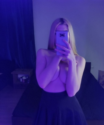 Евгения, 22 года, 2 размер груди